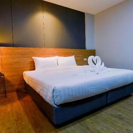 Boondara Boutique Hotel Нахон Паном Екстериор снимка