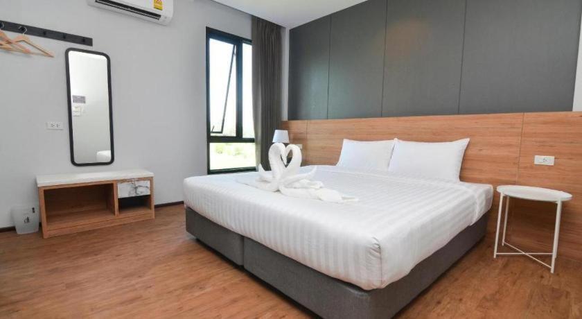 Boondara Boutique Hotel Нахон Паном Екстериор снимка