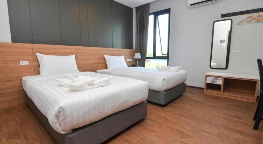 Boondara Boutique Hotel Нахон Паном Екстериор снимка
