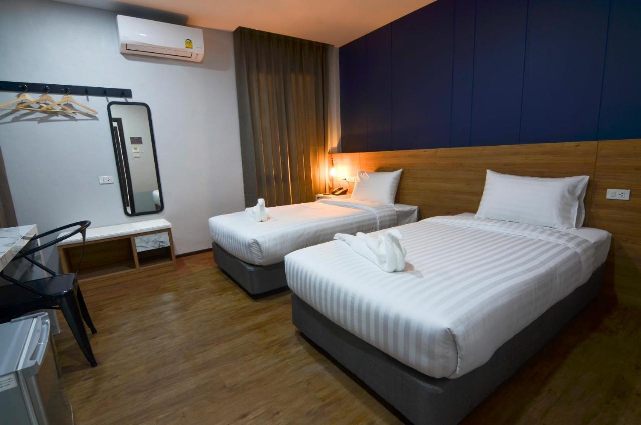 Boondara Boutique Hotel Нахон Паном Екстериор снимка