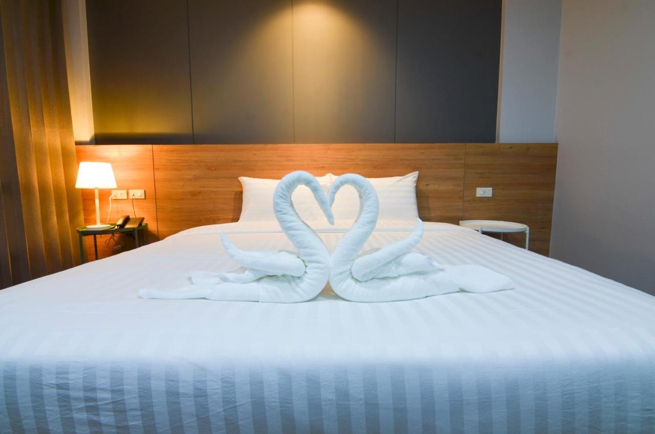 Boondara Boutique Hotel Нахон Паном Екстериор снимка